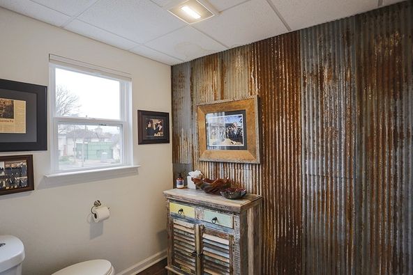 Multi-use Downtown Little Rock Office/Gallery/Residence: 909 North St, Little Rock, AR 72201